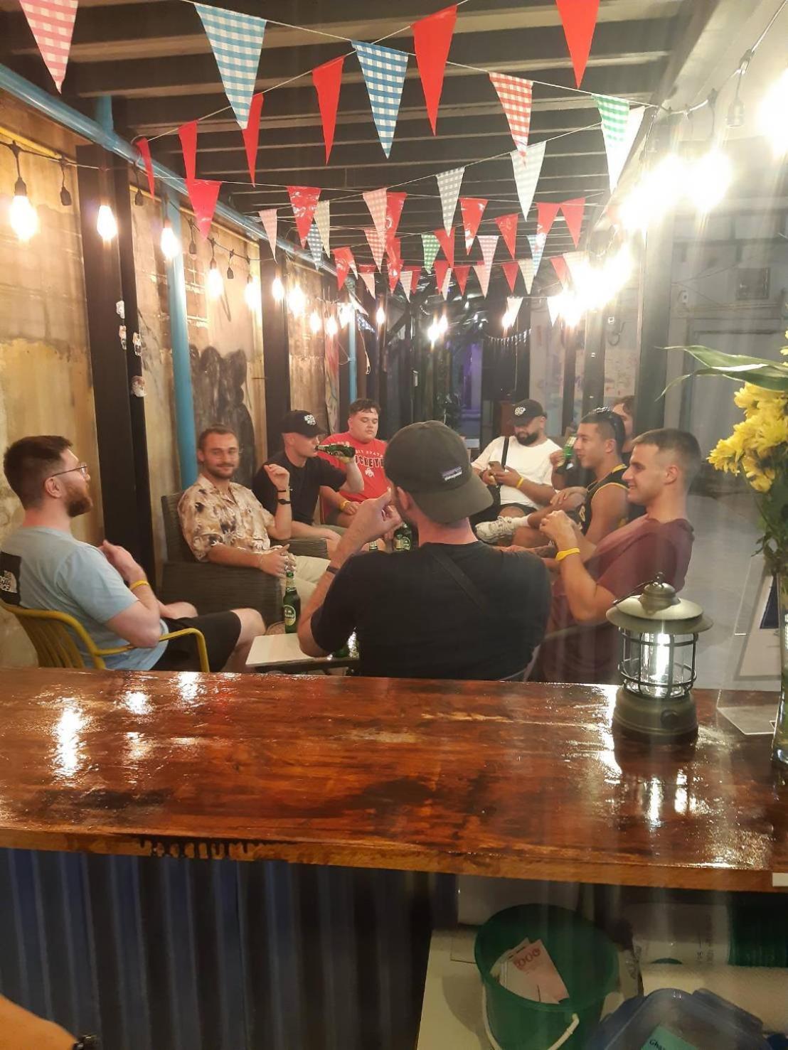 Area81 Hideout Hostel Bangkok Exterior photo